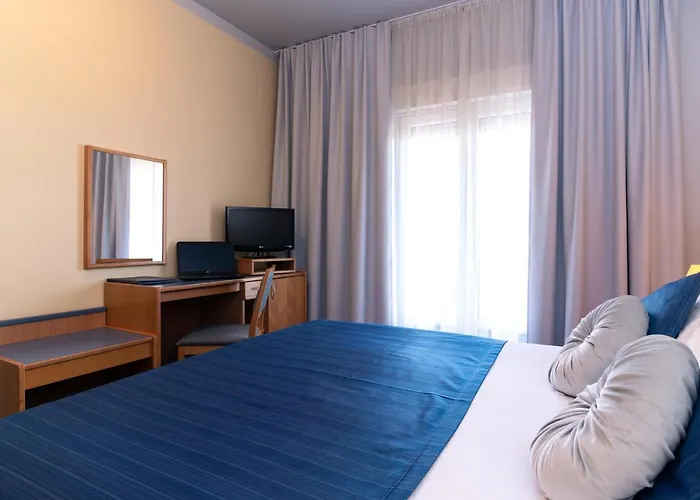 Tamaris בית הארחה 3*